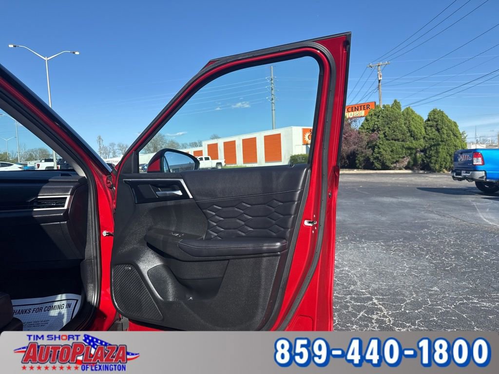 Used 2025 Mitsubishi Outlander SEL image 31