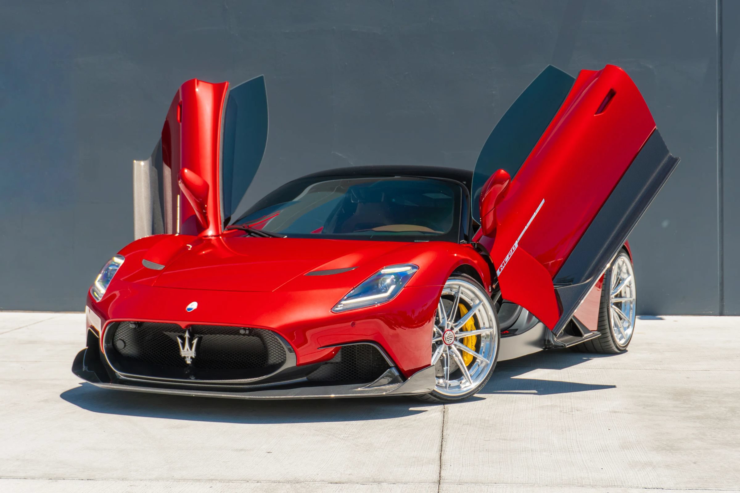 Used 2022 Maserati MC20 Coupe RWD image 4