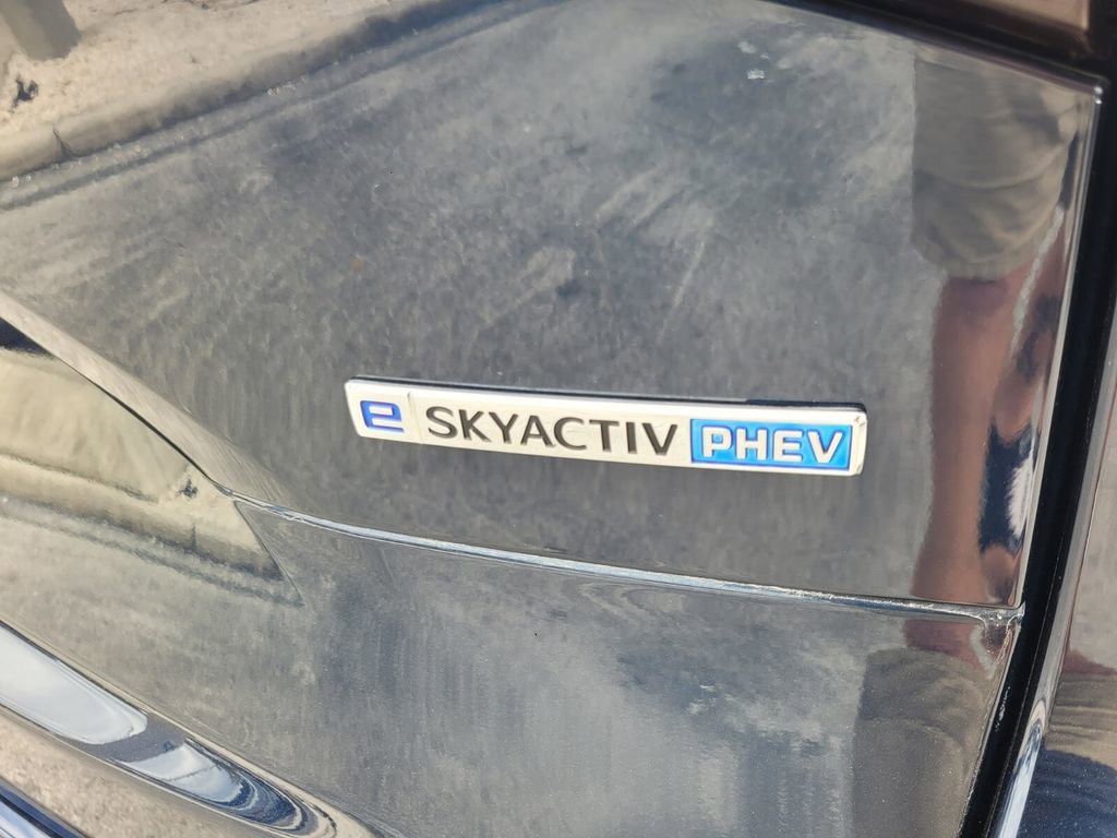 Certified 2024 MAZDA CX-90 Plug-In Hybrid w/ Preferred AWD/4WD image 14