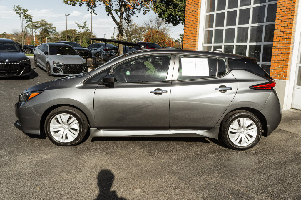 Used 2025 Nissan Leaf S FWD image 36