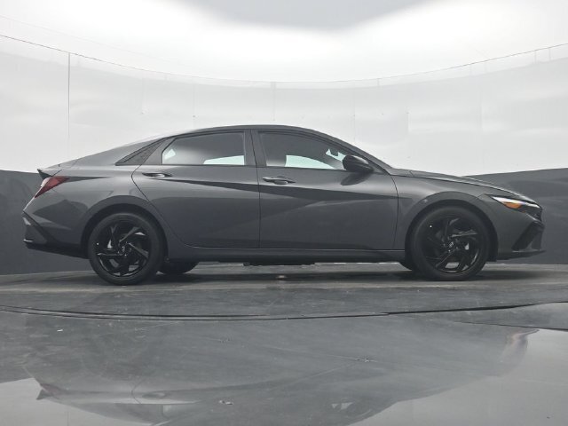 Used 2026 Hyundai Elantra Sport FWD image 39