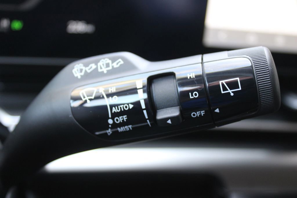 New 2026 Kia Carnival SX w/ SX Dark Edition Package image 42