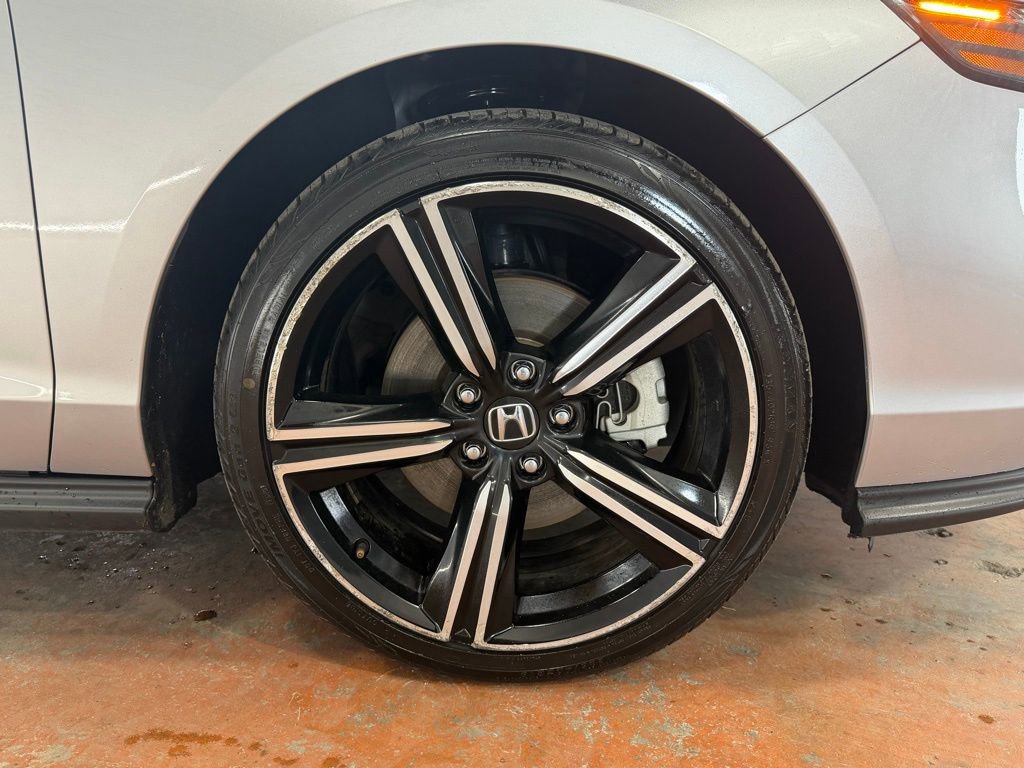 Used 2024 Honda Accord Sport image 8