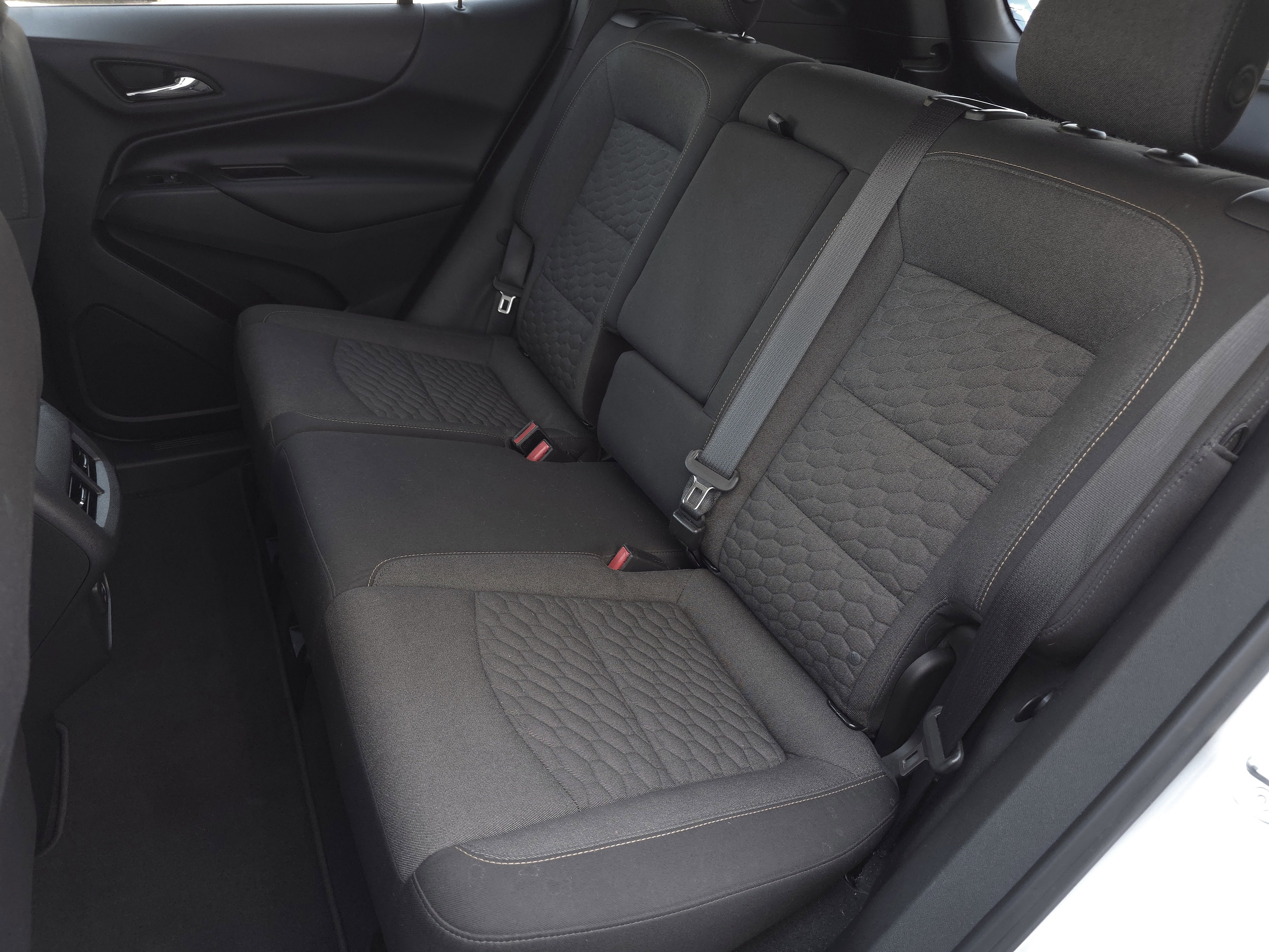 Used 2020 Chevrolet Equinox LT image 25