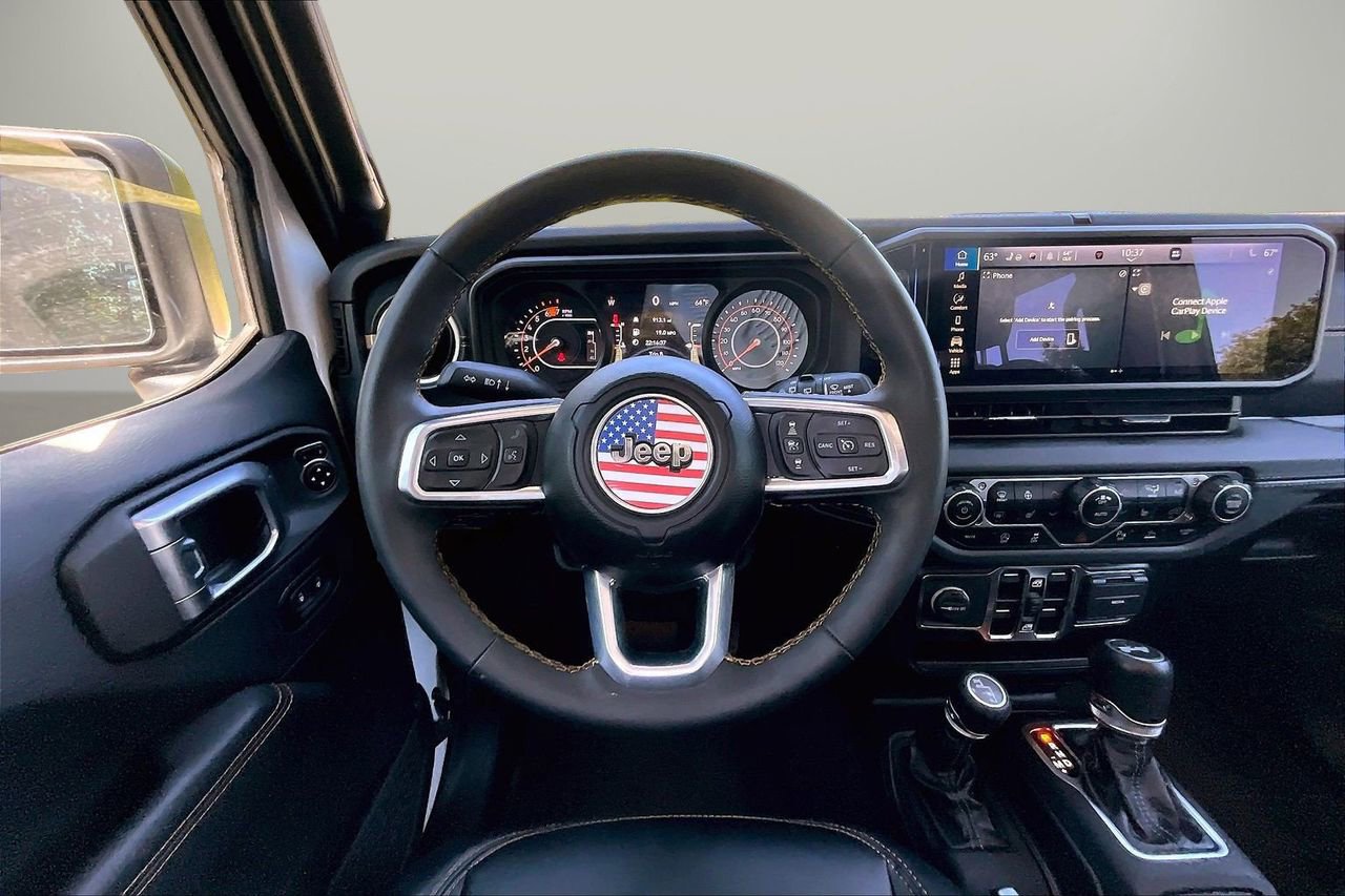 Certified 2024 Jeep Wrangler Unlimited Sahara w/ Safety Group AWD/4WD image 11