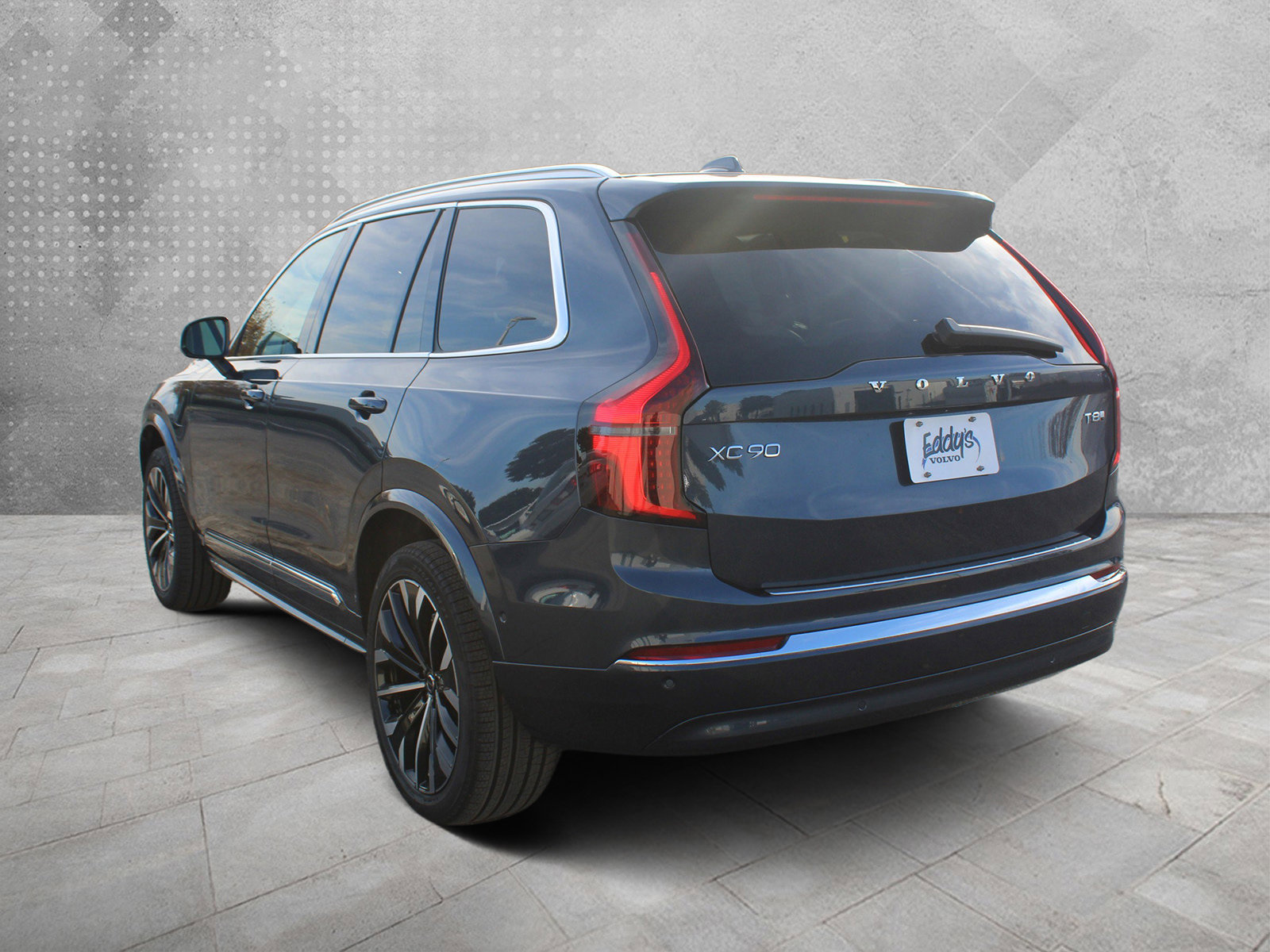 New 2026 Volvo XC90 T8 Ultra w/ Protection Package Premier AWD/4WD image 5