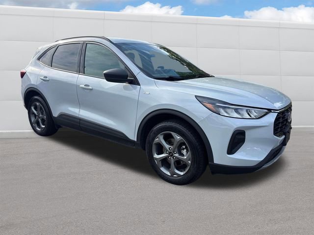 Used 2025 Ford Escape ST-Line image 7