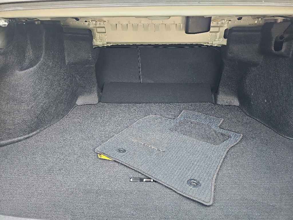Used 2024 Toyota Camry SE FWD image 27