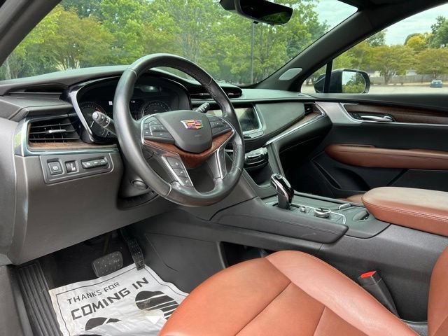 Used 2020 Cadillac XT5 Premium Luxury FWD image 11