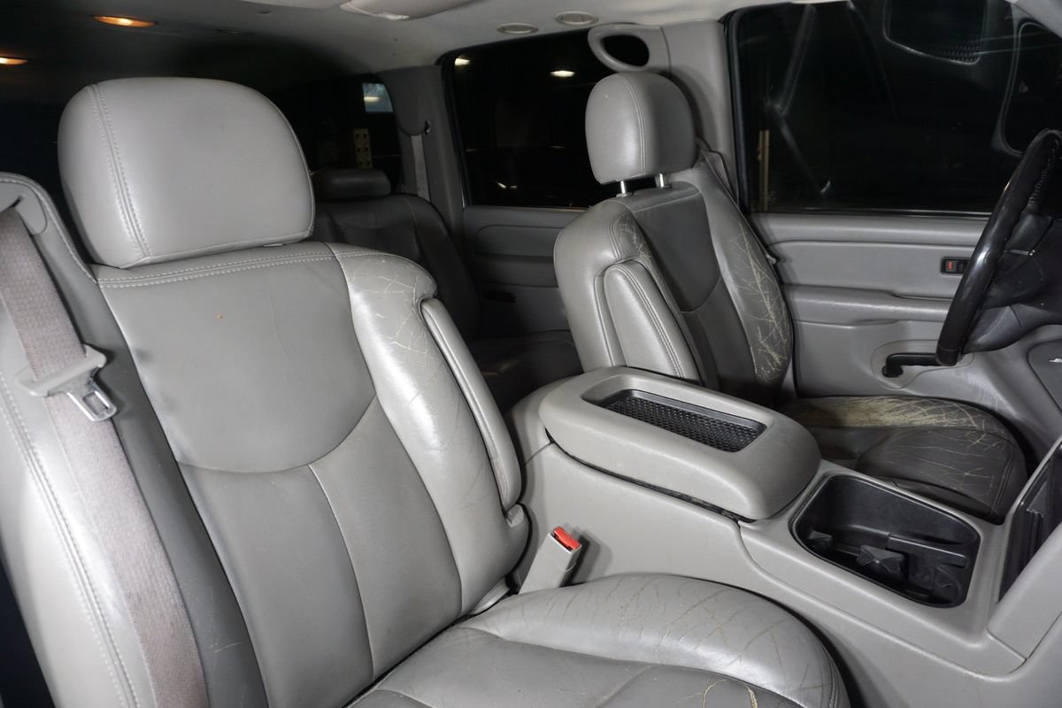 Used 2006 GMC Yukon XL SLT w/ SLT Preferred Equipment Group AWD/4WD image 19