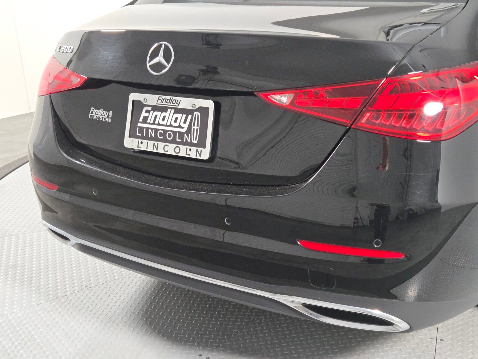 Used 2025 Mercedes-Benz C 300 Sedan image 5
