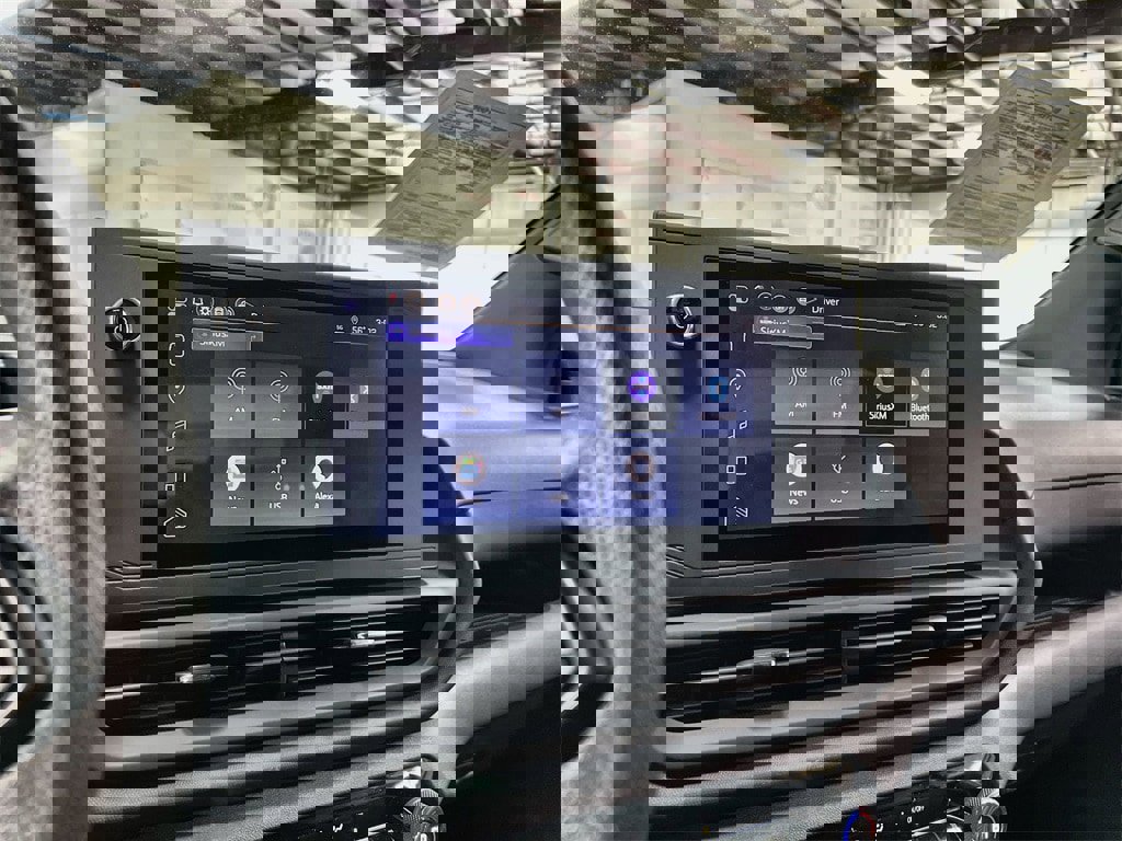 Used 2025 Chevrolet Silverado EV W/T image 30