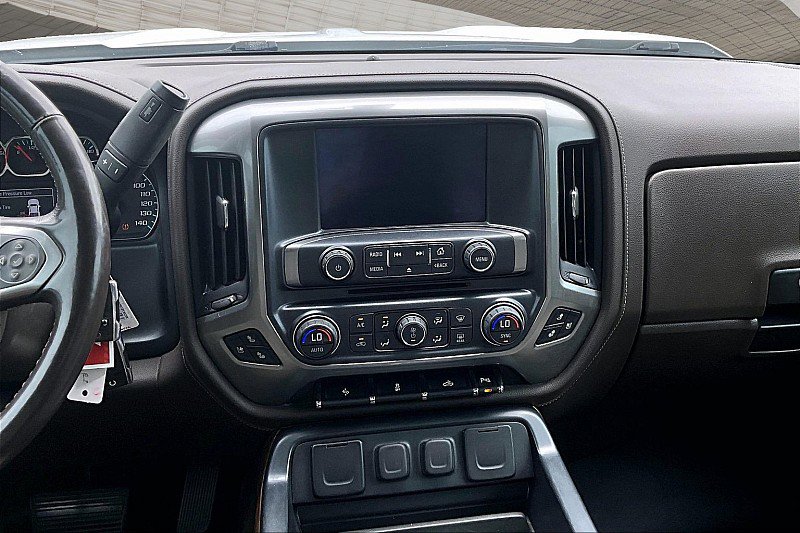 Used 2018 Chevrolet Silverado 1500 LTZ w/ Texas Edition AWD/4WD image 5