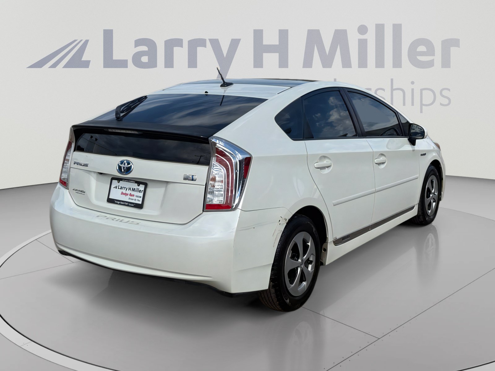 Used 2012 Toyota Prius Three w/ Solar Roof Pkg FWD image 5
