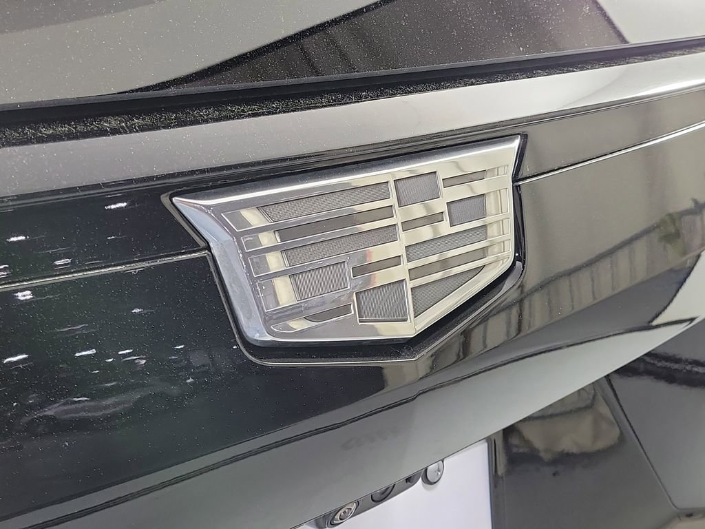 Used 2023 Cadillac Escalade ESV Sport w/ LPO, ONYX Package image 8