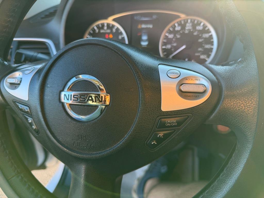Used 2017 Nissan Sentra SR FWD image 32