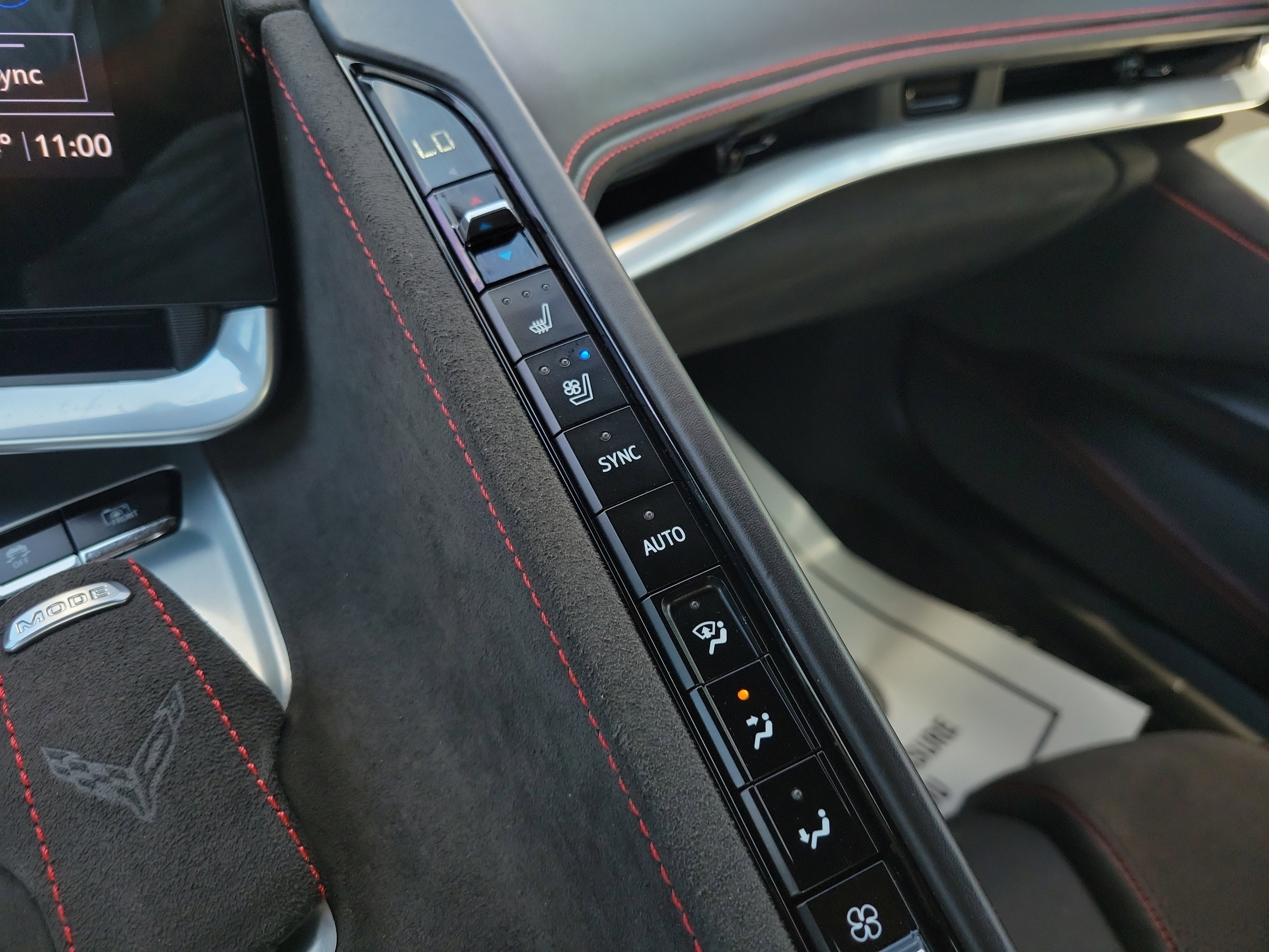 Certified 2023 Chevrolet Corvette Stingray Premium Conv w/ Z51 Performance Package RWD image 22