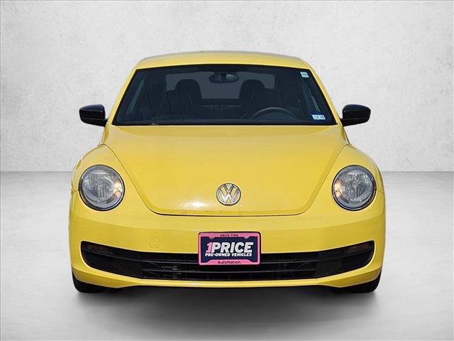 Used 2015 Volkswagen Beetle 1.8T FWD image 2