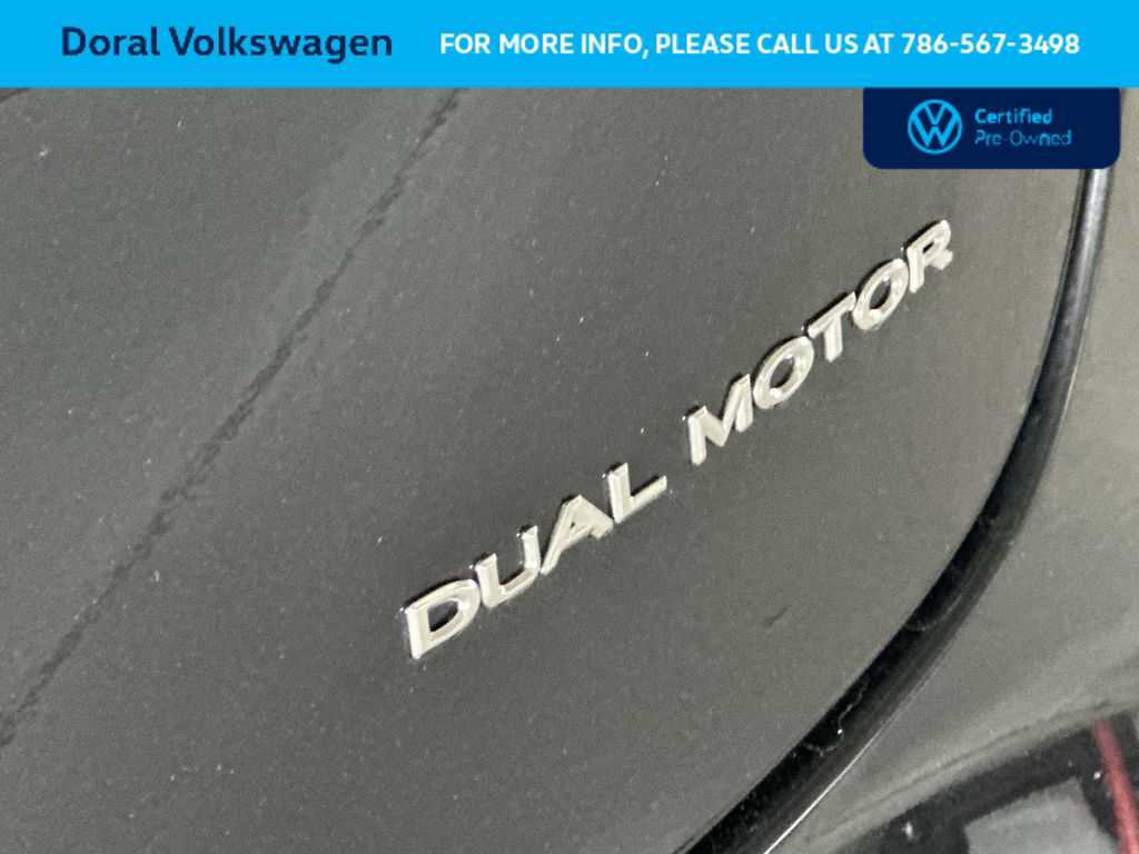 Used 2025 Tesla Model 3 Long Range AWD/4WD image 10