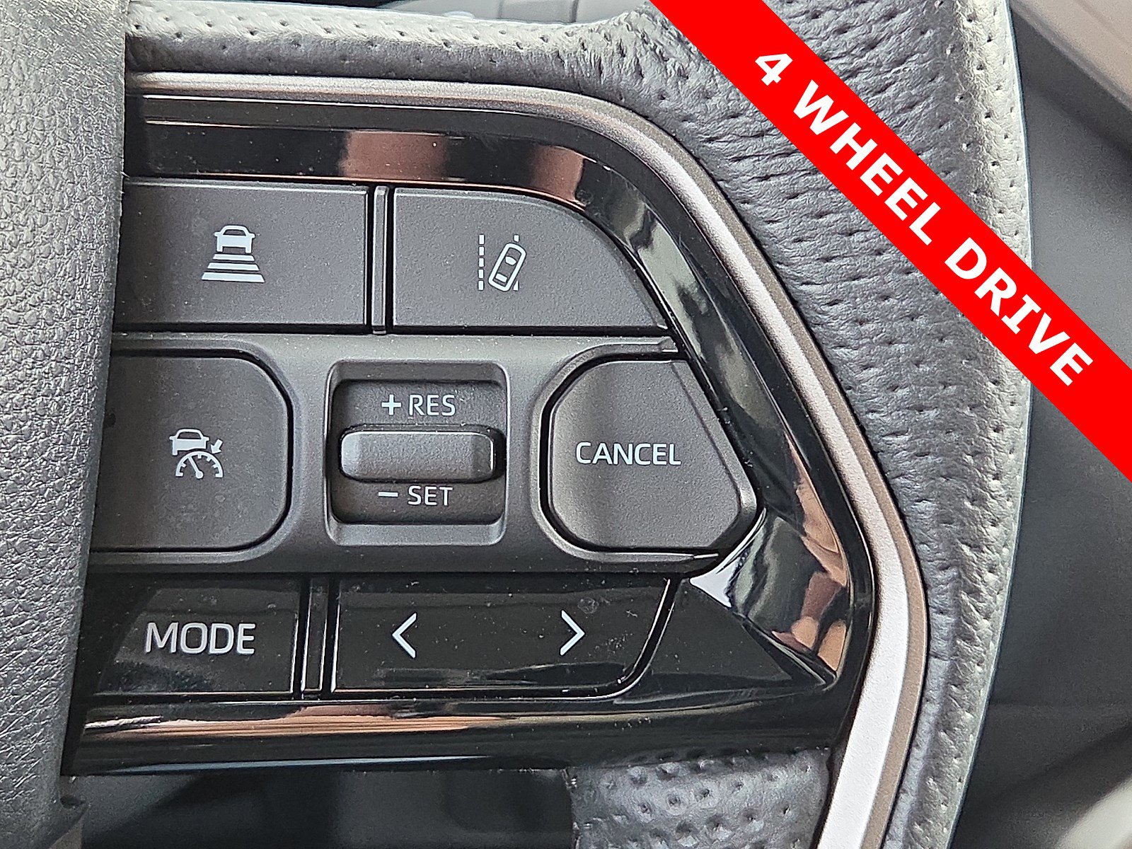 Used 2024 Toyota Tundra Limited w/ Power Package image 22