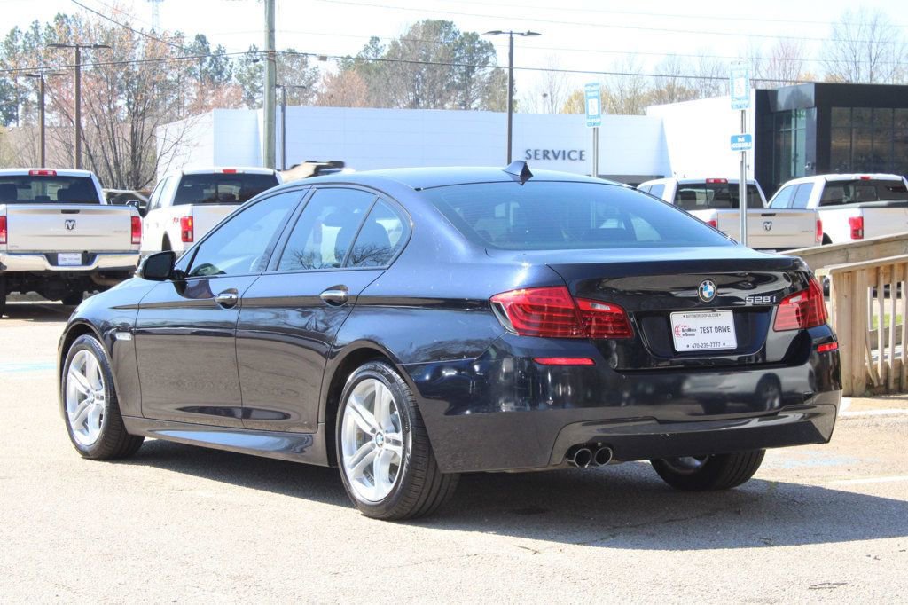 Used 2016 BMW 528i Sedan image 6