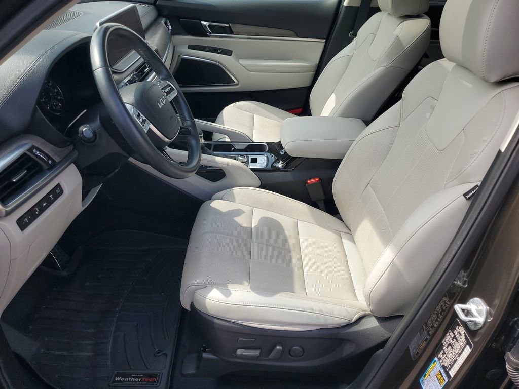 Used 2022 Kia Telluride SX w/ Nightfall Edition Package image 5