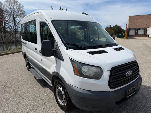 Used 2017 Ford Transit 150 XL image 3