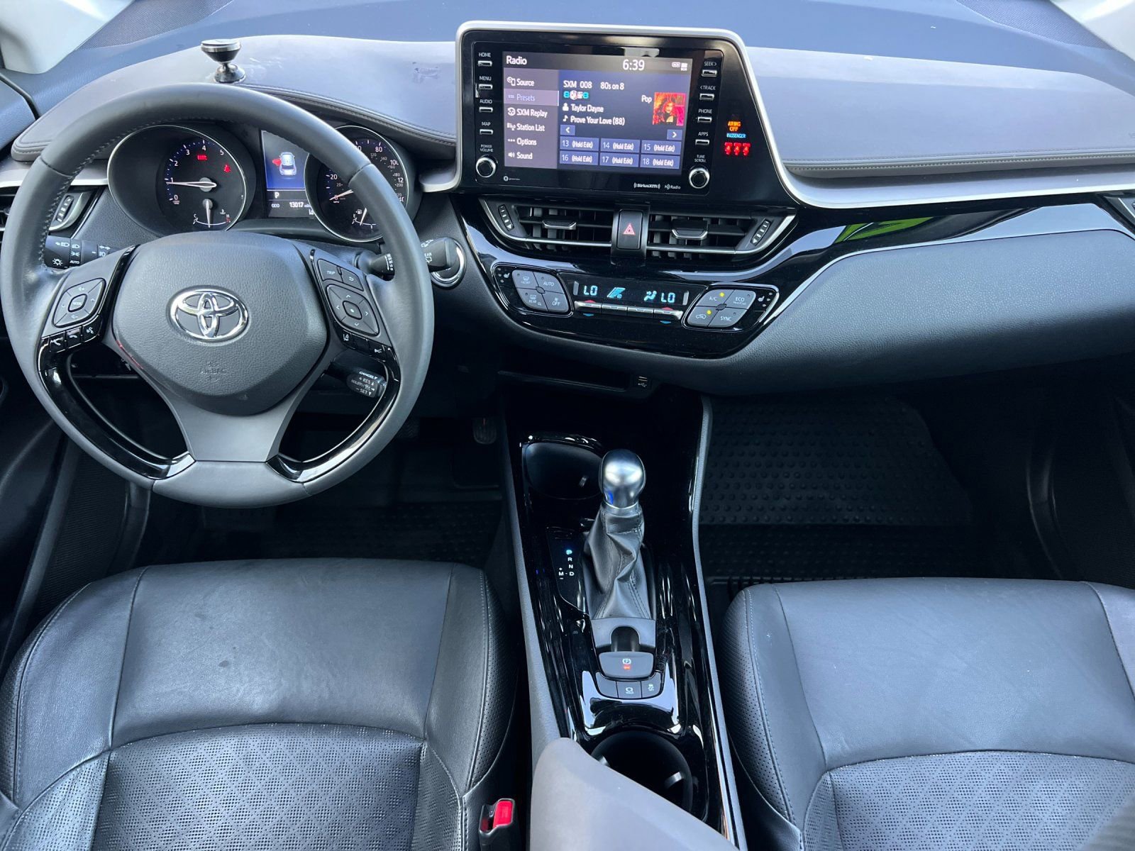 Used 2021 Toyota C-HR Limited image 13