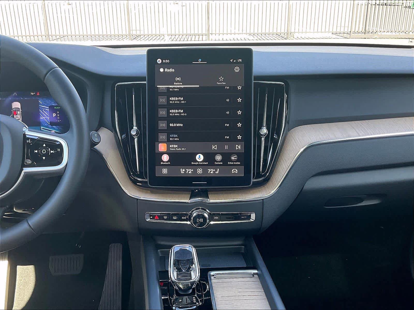 New 2026 Volvo XC60 T8 Plus w/ Climate Package AWD/4WD image 9