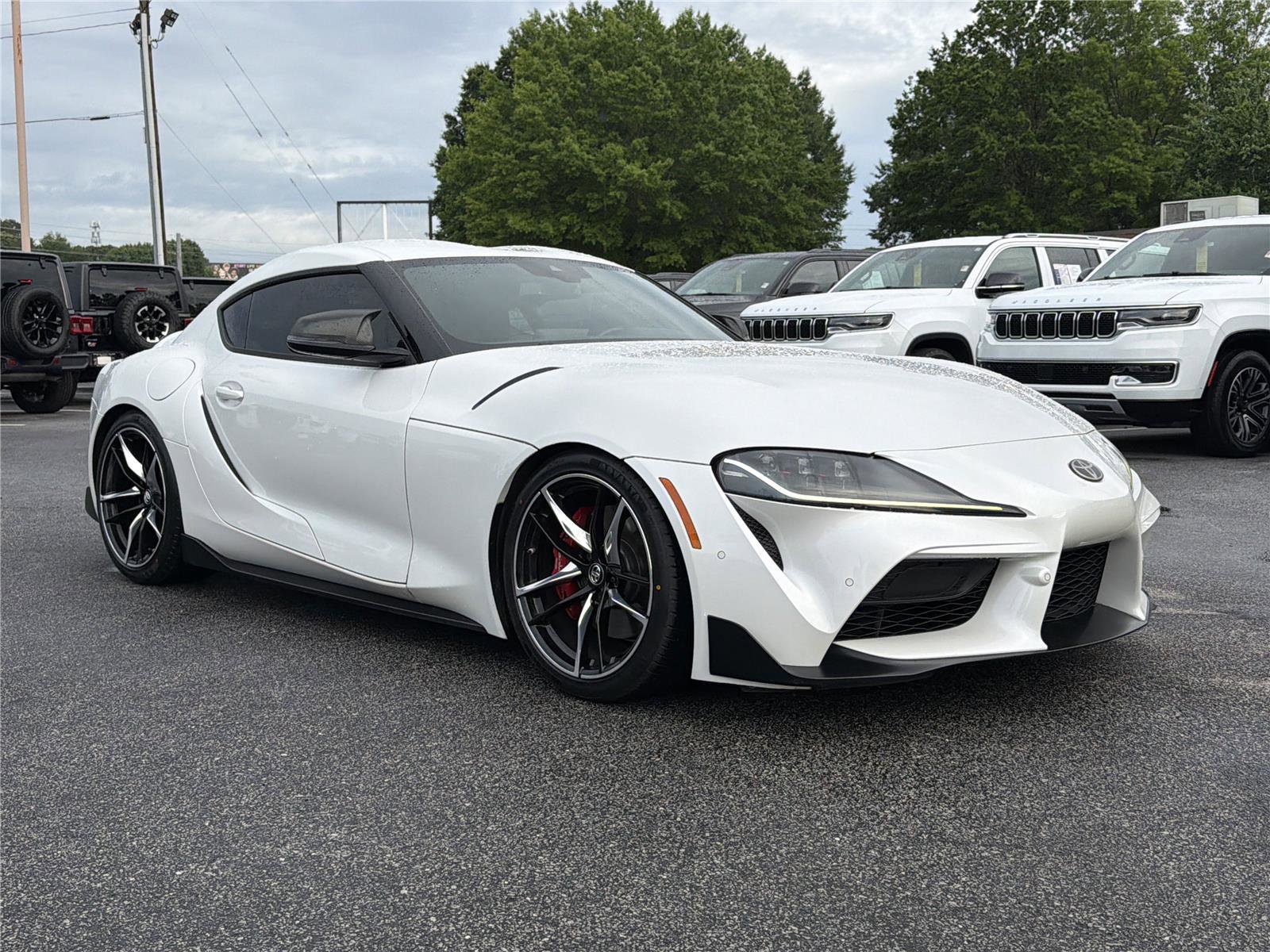 Used 2021 Toyota Supra Premium w/ Driver Assist Package RWD image 4