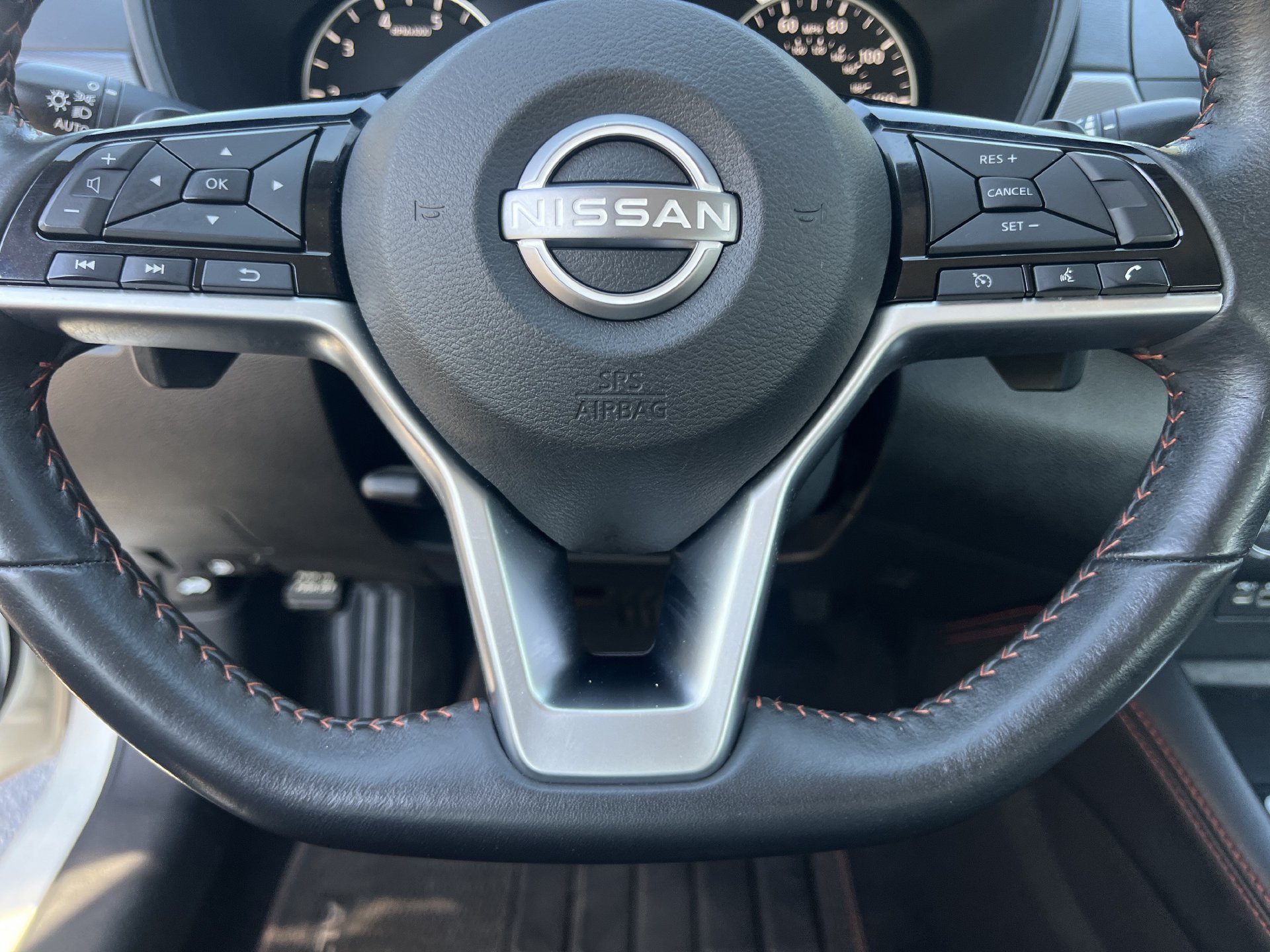 Used 2024 Nissan Altima 2.5 SR FWD image 9