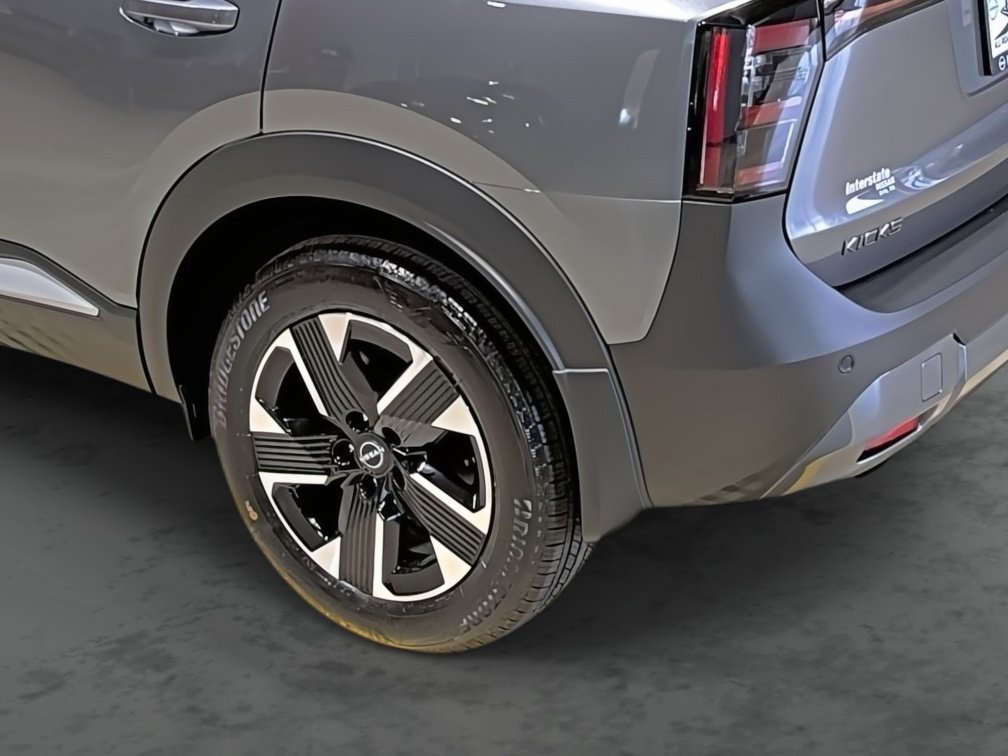 New 2026 Nissan Kicks SV w/ Cold Weather Package AWD/4WD image 11
