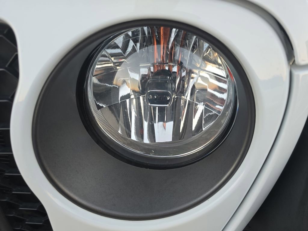 Used 2023 Jeep Gladiator Mojave w/ Trailer Tow Package image 33