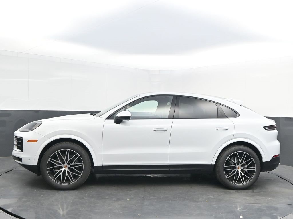 New 2025 Porsche Cayenne Coupe image 2