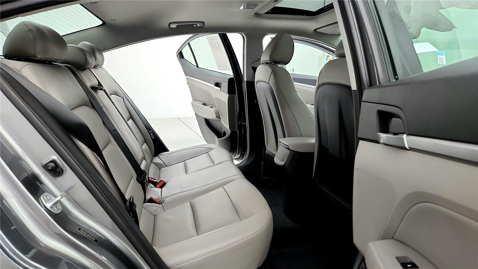 Used 2019 Hyundai Elantra Limited w/ Ultimate Package 02 image 18