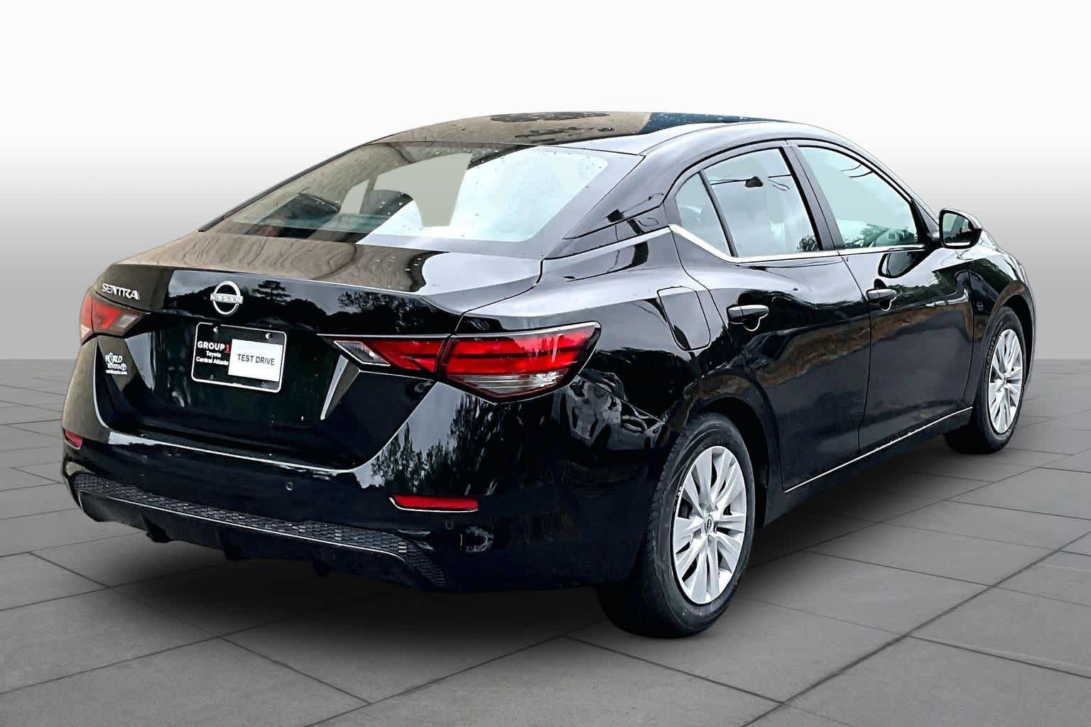 Used 2024 Nissan Sentra S FWD image 12