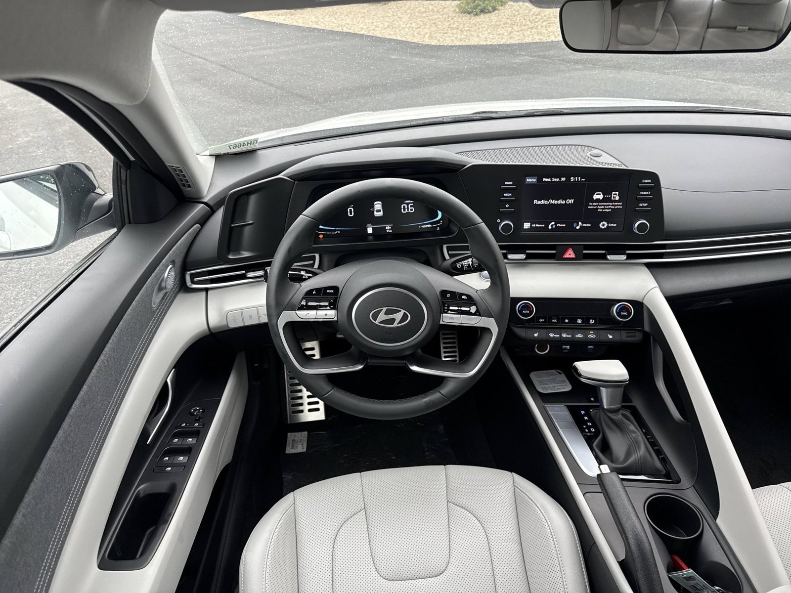 New 2026 Hyundai Elantra SEL Sport FWD image 15