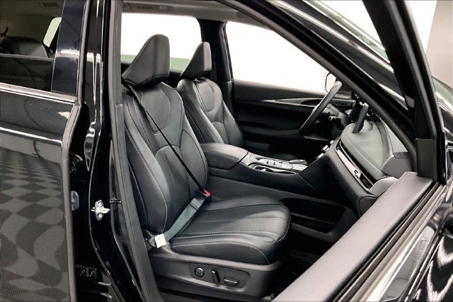 Used 2024 INFINITI QX60 Luxe AWD/4WD image 8