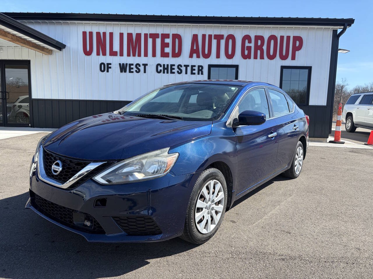 Used 2019 Nissan Sentra S FWD image 1