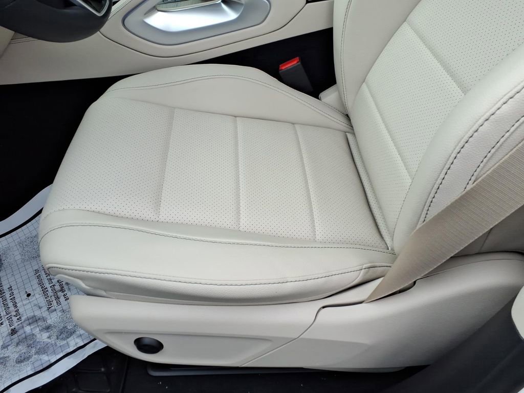 New 2026 Mercedes-Benz GLE 450 4MATIC image 15