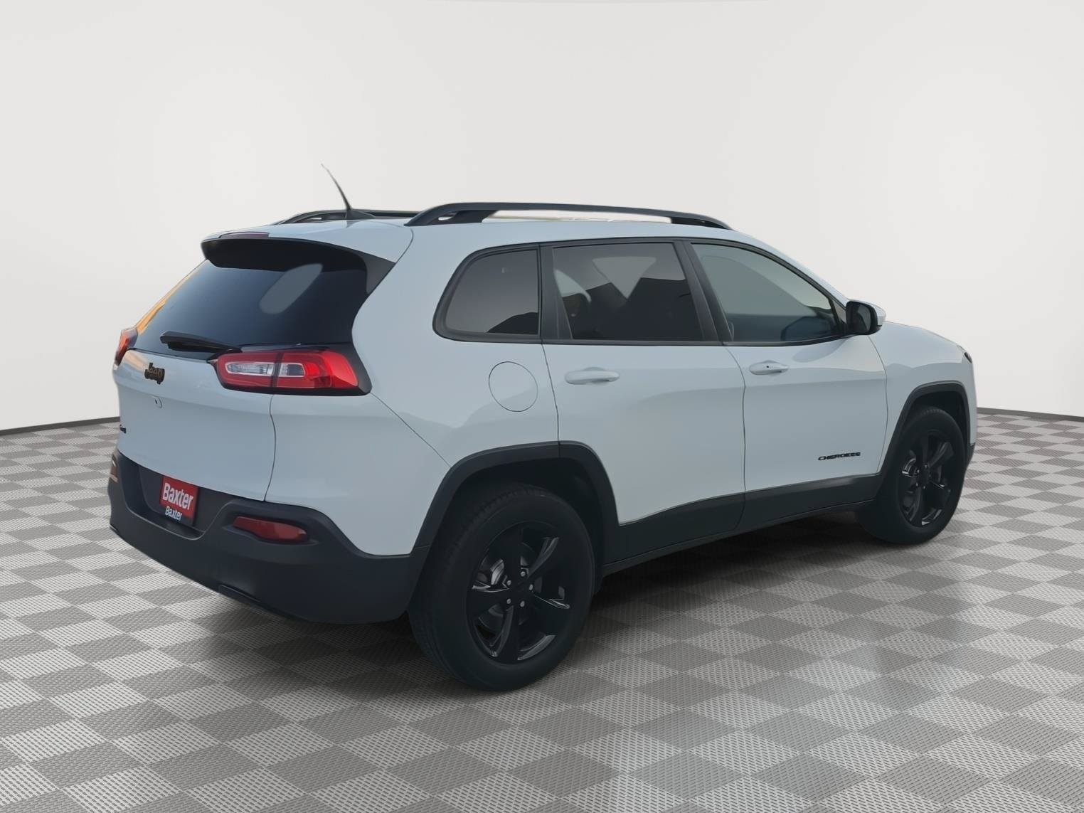 Used 2017 Jeep Cherokee High Altitude AWD/4WD image 7