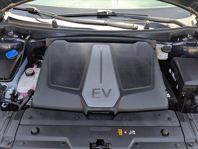 Used 2022 Kia EV6 Light RWD image 22