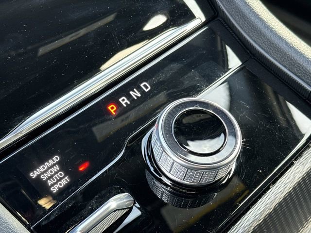 Used 2024 Jeep Grand Cherokee Limited w/ Black Appearance Package image 18