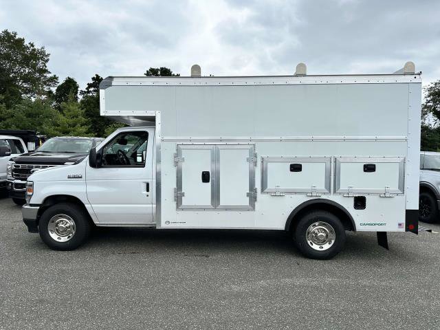 New 2026 Ford E-350 and Econoline 350 Super Duty w/ Power Equipment Group image 2