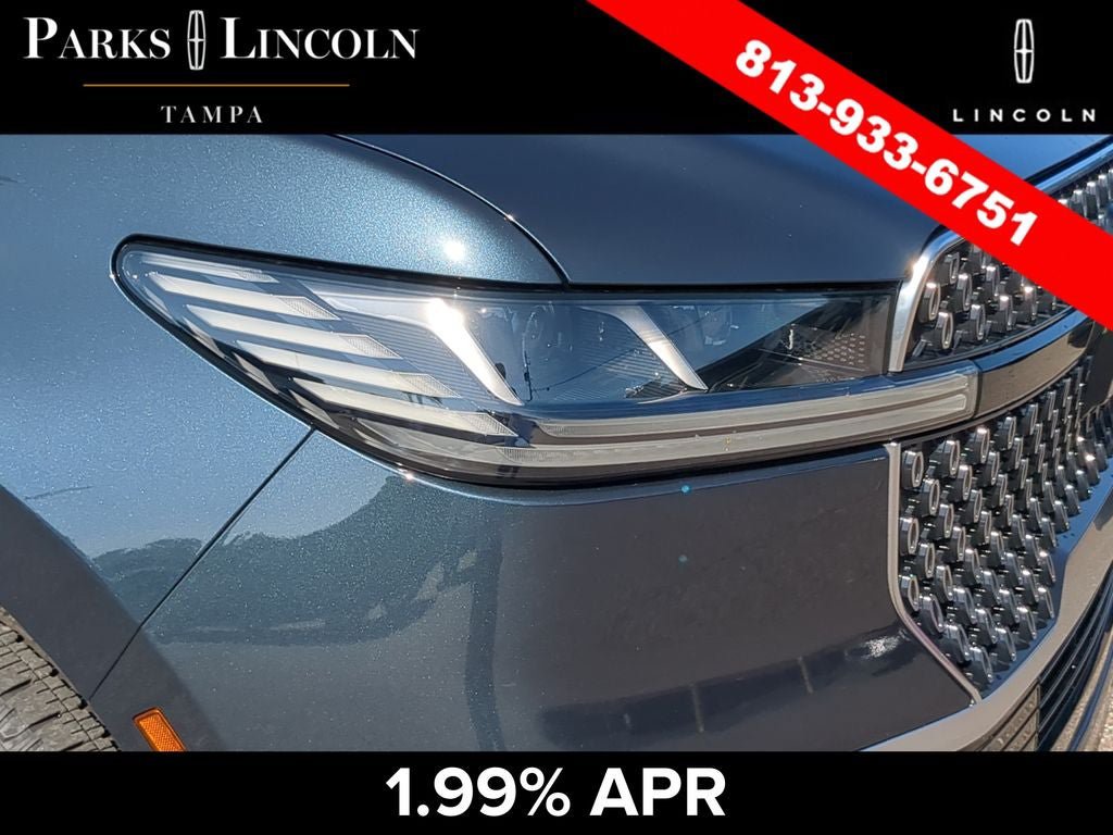 Certified 2025 Lincoln Navigator Reserve AWD/4WD image 6