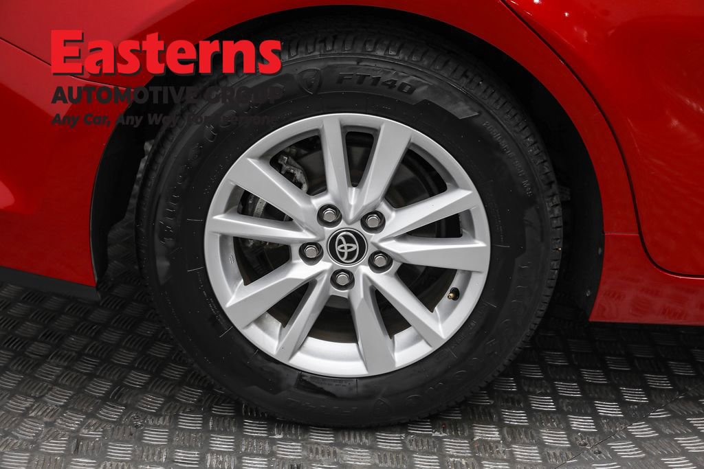 Used 2025 Toyota Camry LE image 29