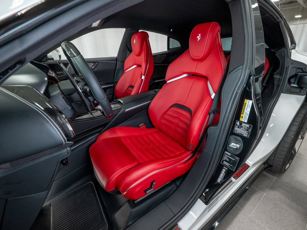 Certified 2025 Ferrari Purosangue AWD/4WD image 15