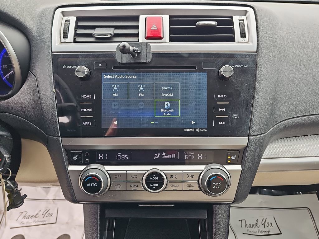 Used 2017 Subaru Outback 2.5i Premium image 25