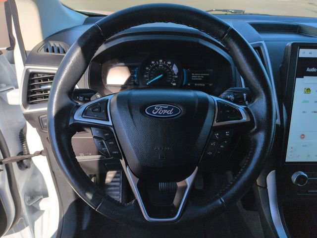 Used 2024 Ford Edge SEL image 17