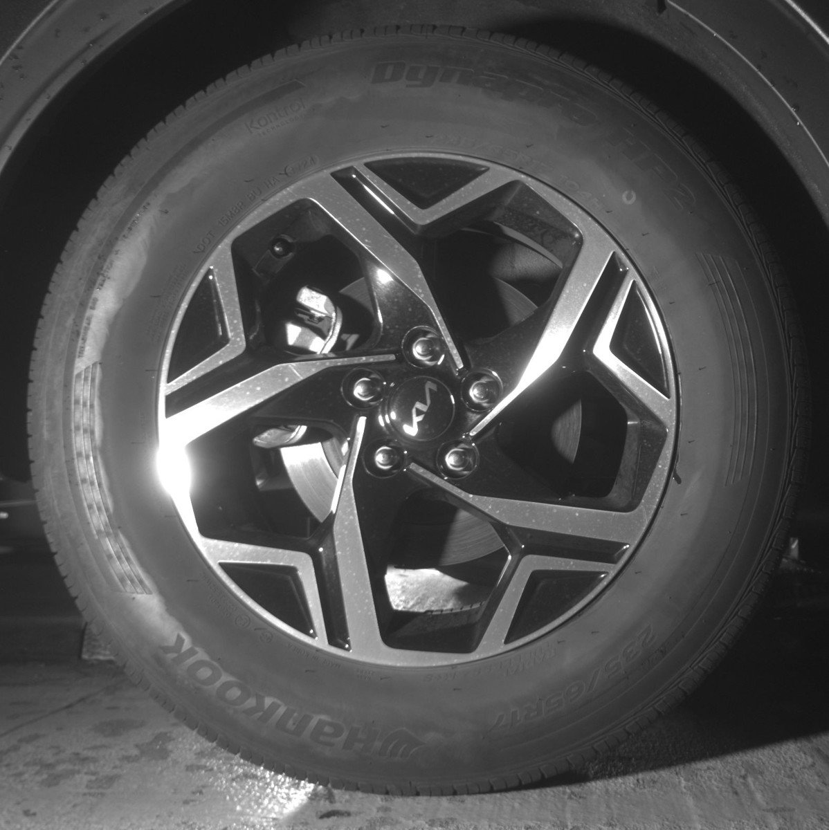 Used 2025 Kia Sportage LX image 15